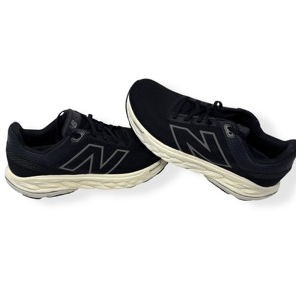 New Balance 860 Black White Mens Fresh Foam Running Sneaker US 8.5